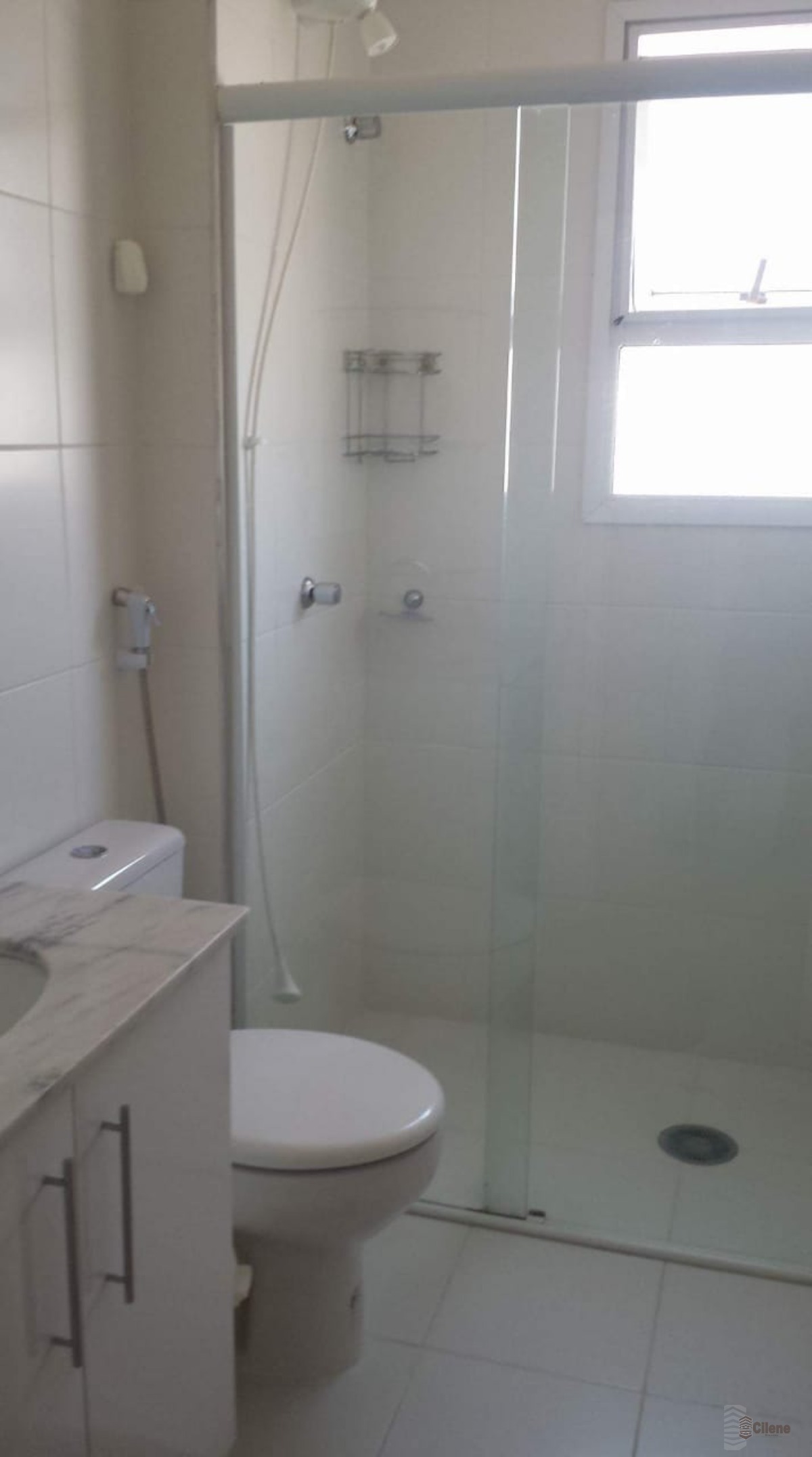 Apto 2 dorm sendo 1 suíte itagua